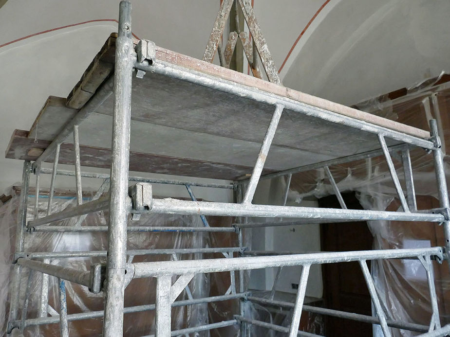 Das Gerüst ist in der Stadtpfarrkirche abgebaut (Foto: Karl-Franz Thiede)